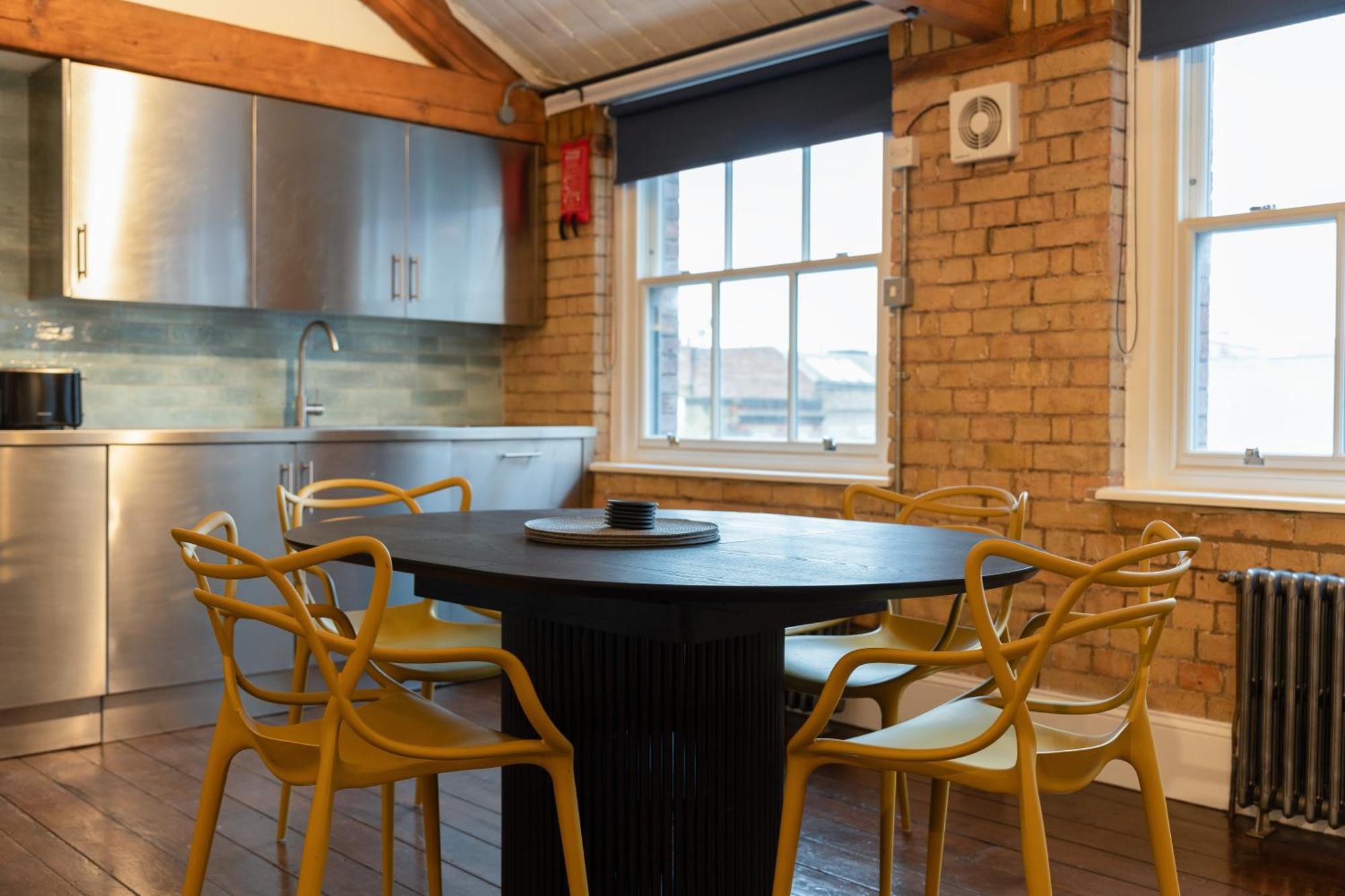 Crashpads Shoreditch The Club Row Collection Лондон Экстерьер фото